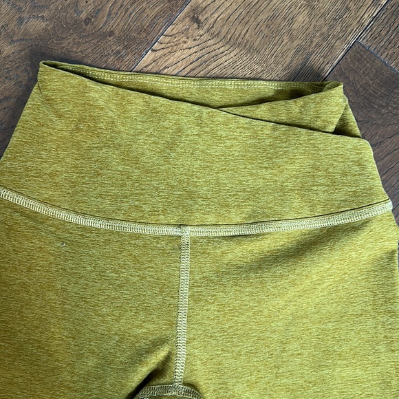 Beyond Yoga. Leggings. Rarely worn. - Picture 2 of 4